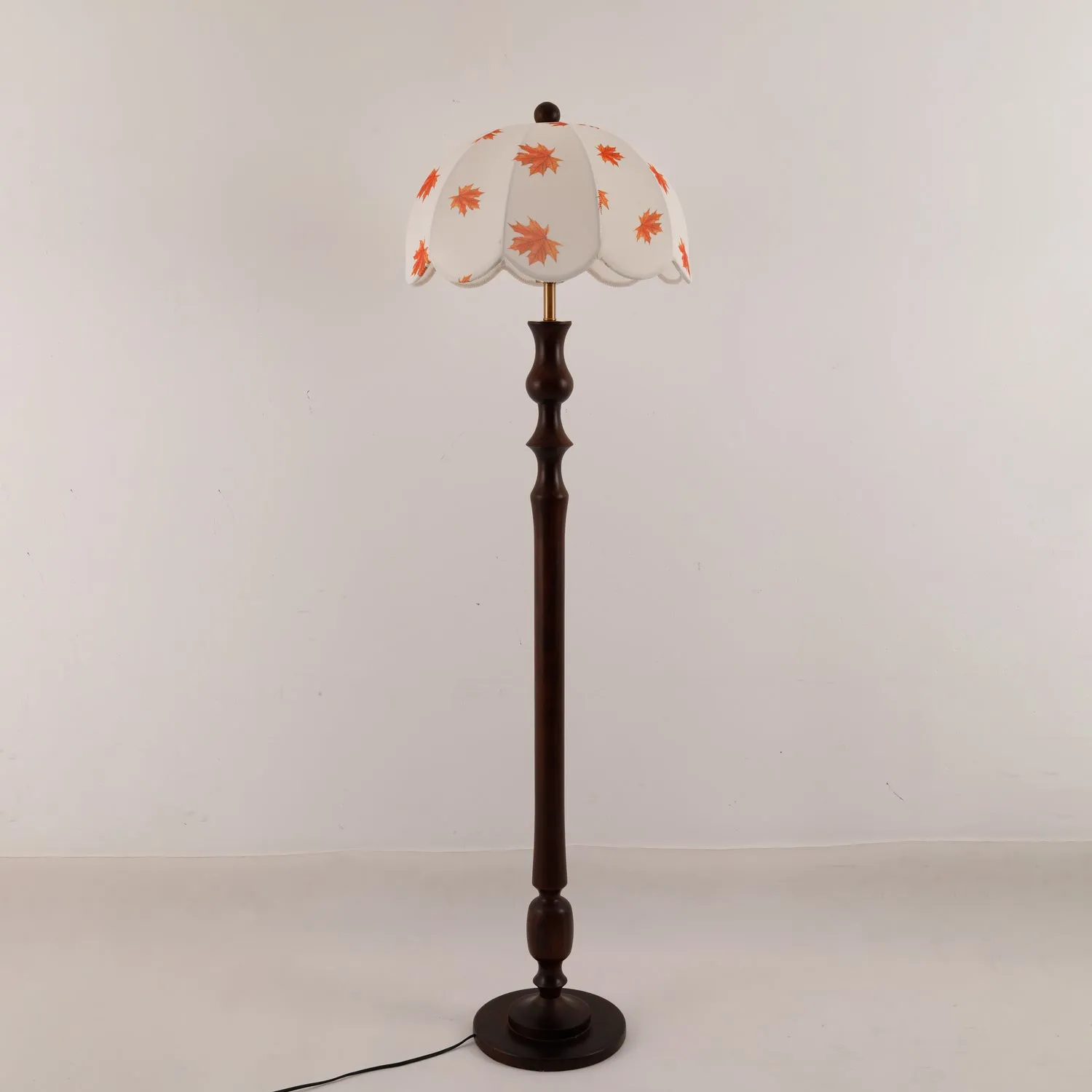 Avery Floor Lamp