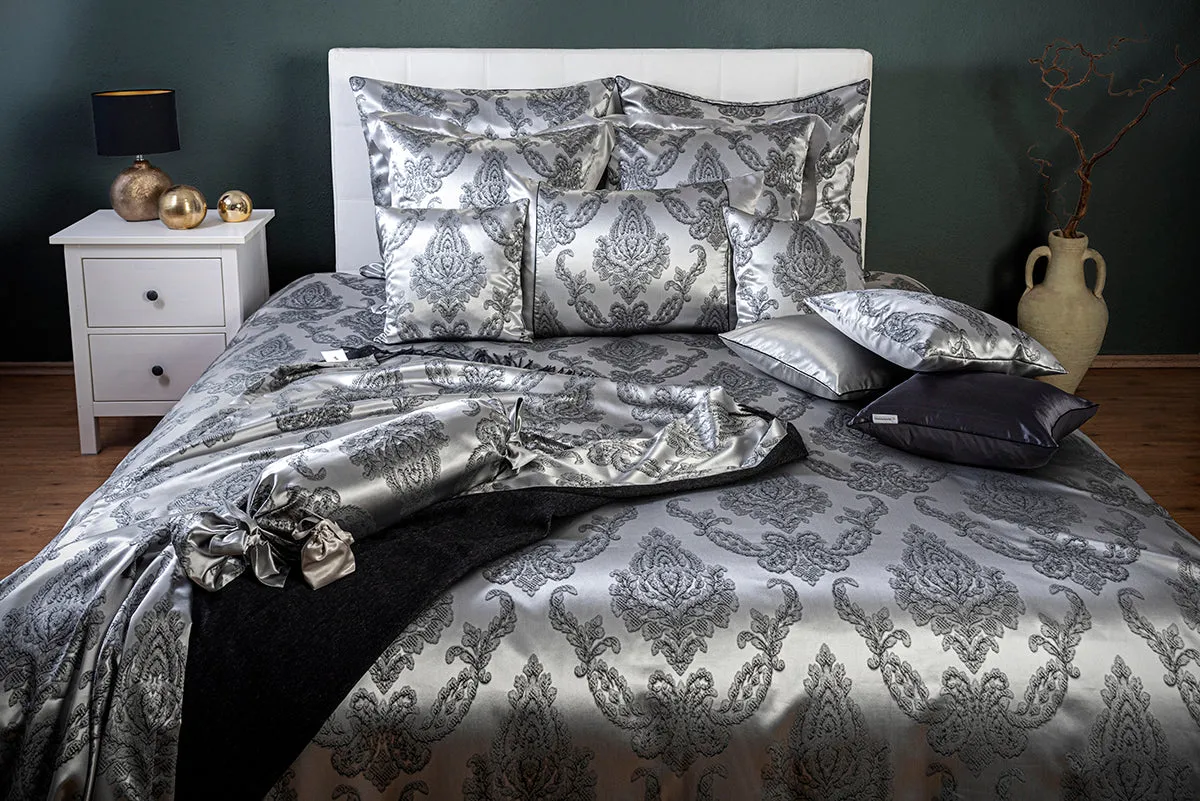 Avianos Black Pure Mulberry Silk Duvet Cover