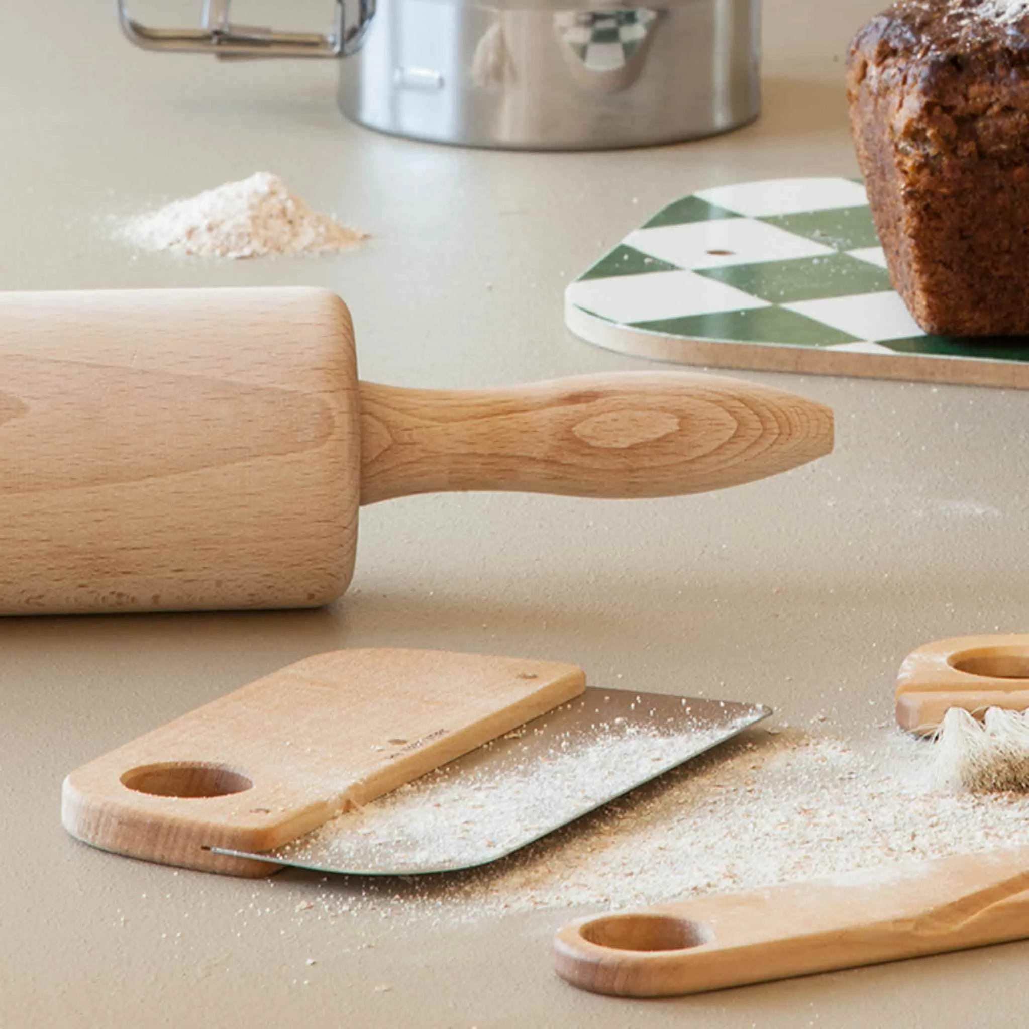 Bakers Birchwood Dough Scraper