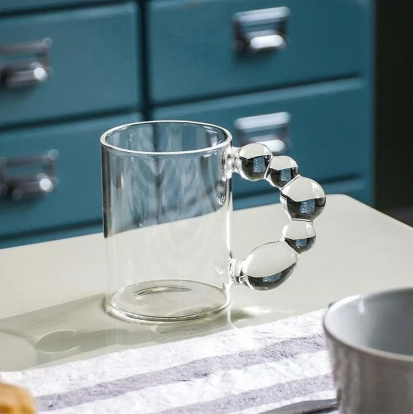 Bubble Handle Glass Mug