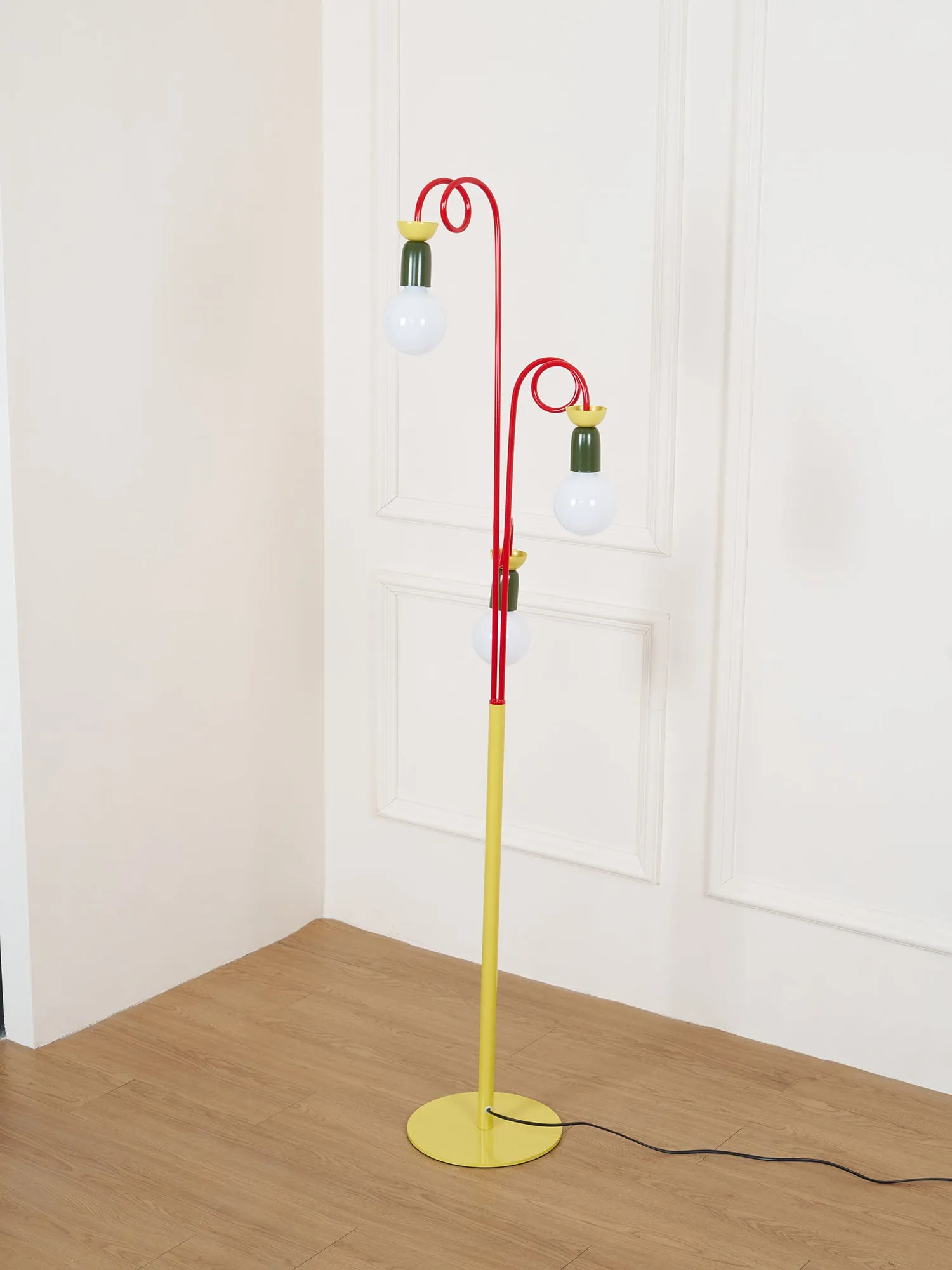 Circulo Play Floor Lamp