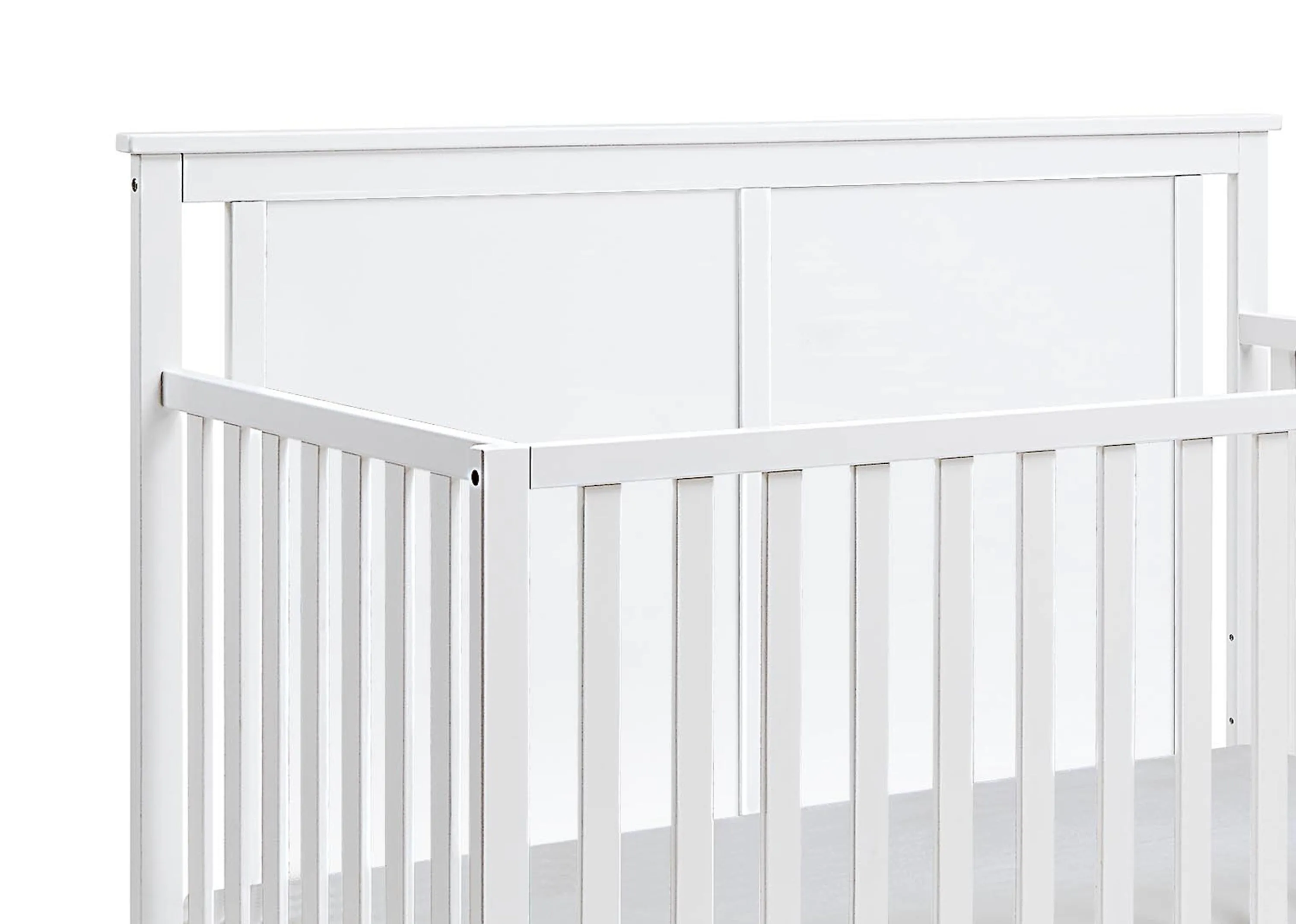 Connelly Mini Crib With Mattress Pad White/Rockport Gray