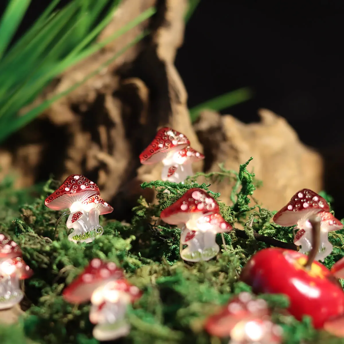 Creative Decoration Mini Mushroom Plastic LED String Lights Outdoor Landscape Light