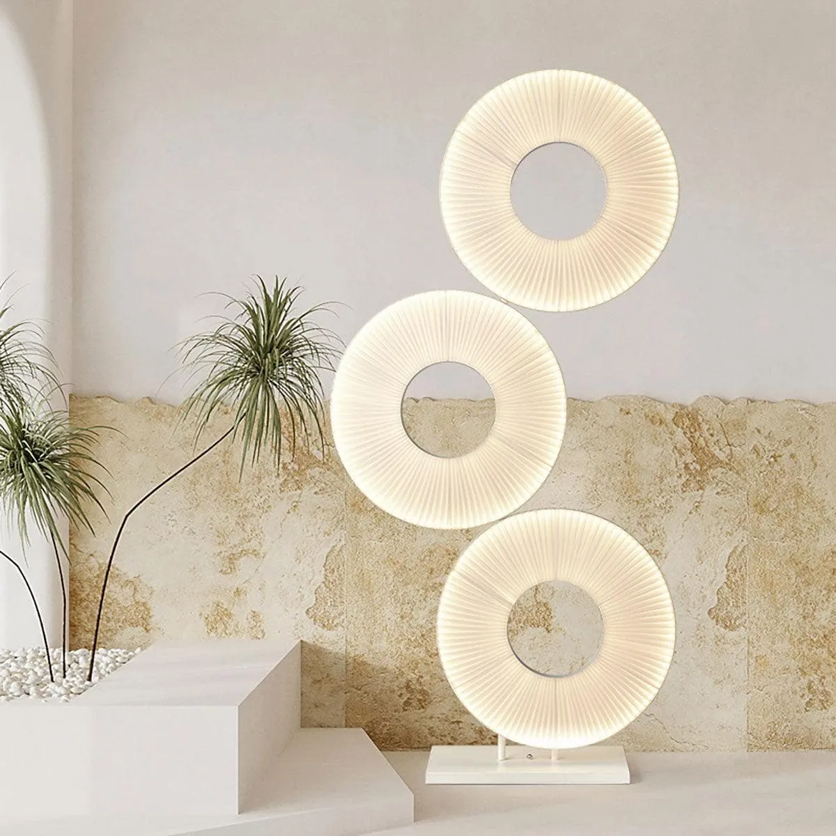 Iris Floor Light