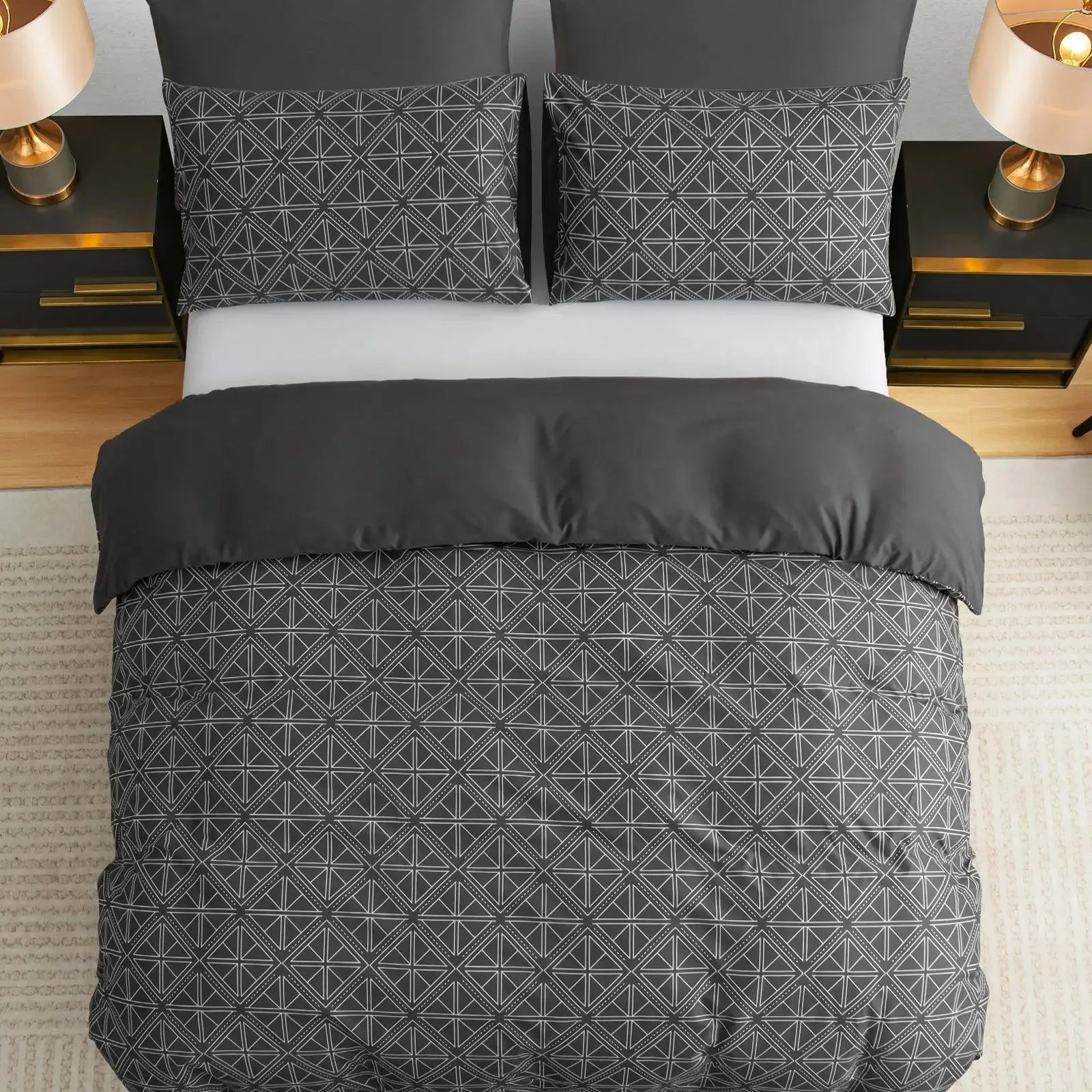 Pamposh Duvet Cover Set-Diamonds