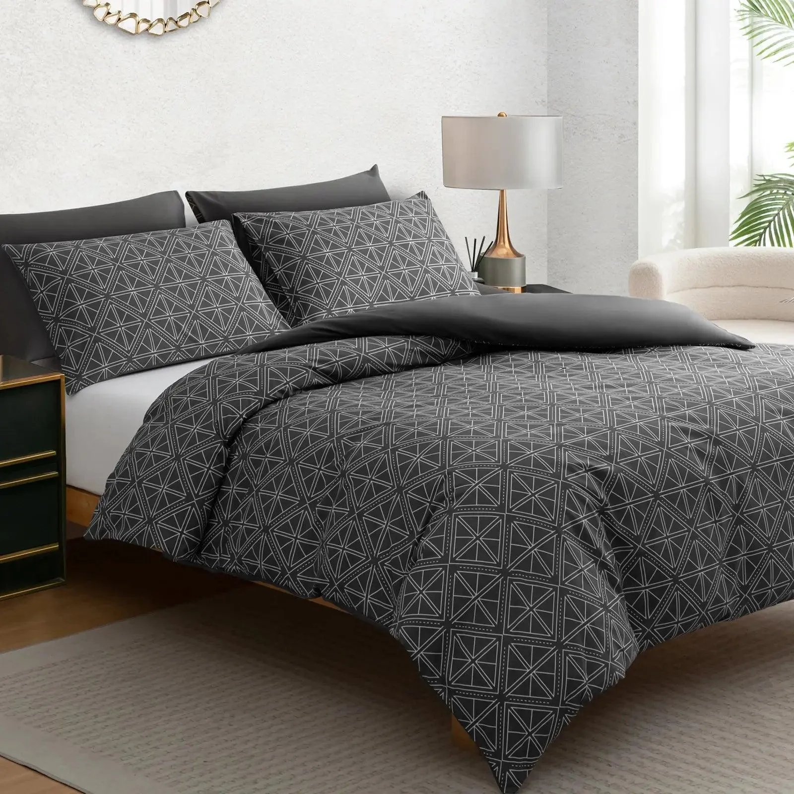 Pamposh Duvet Cover Set-Diamonds