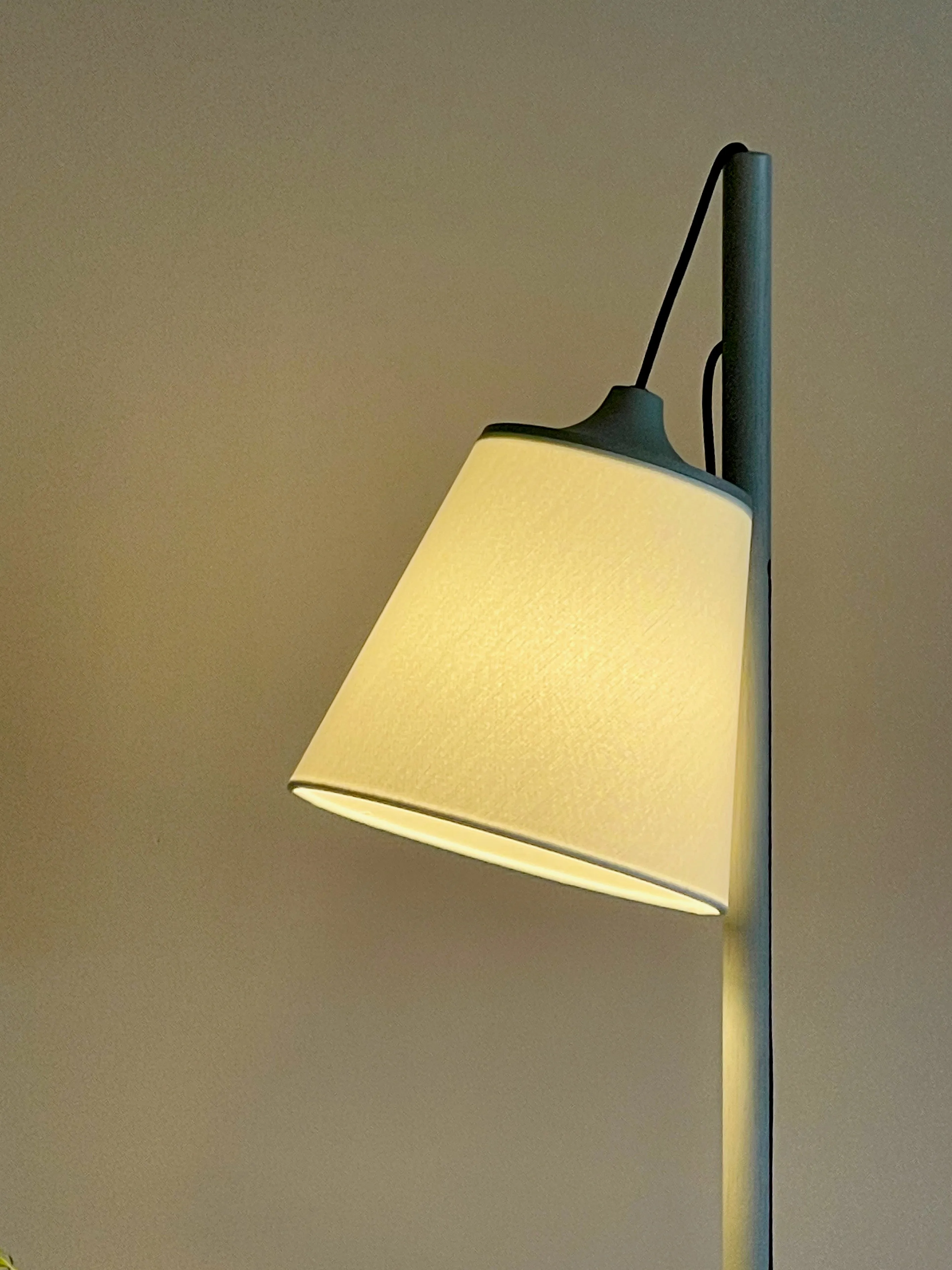 Pull Floor Lamp