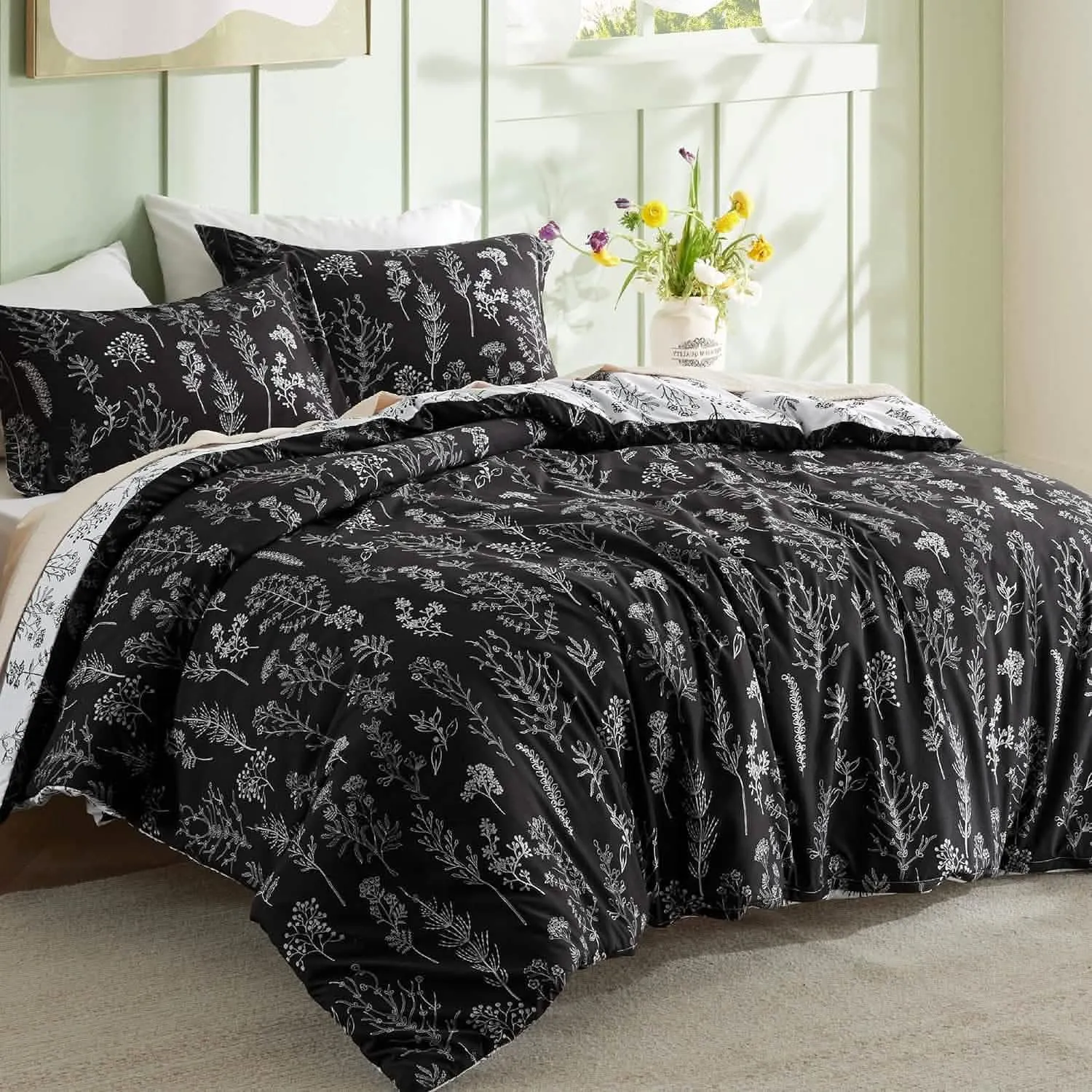 Reversible Floral Print Duvet Cover Set