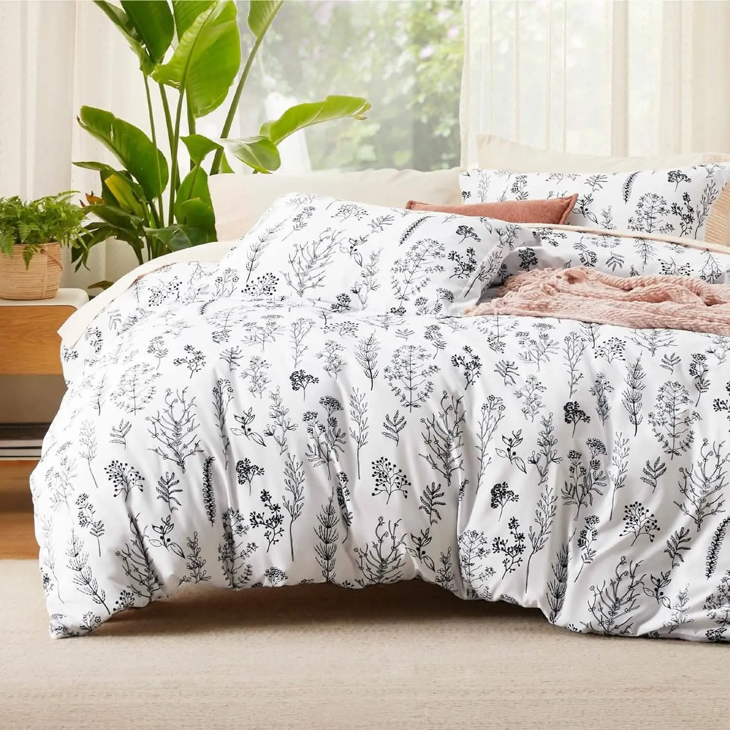 Reversible Floral Print Duvet Cover Set