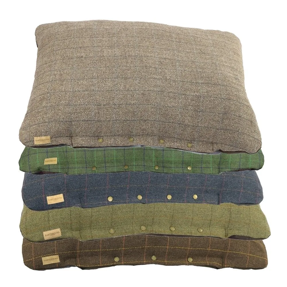 Tweed Pad Bed